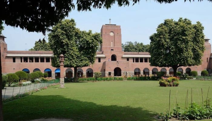 St. Stephen’s College, St. Thomas School Receive Bomb Threat Emails; Security Tightened