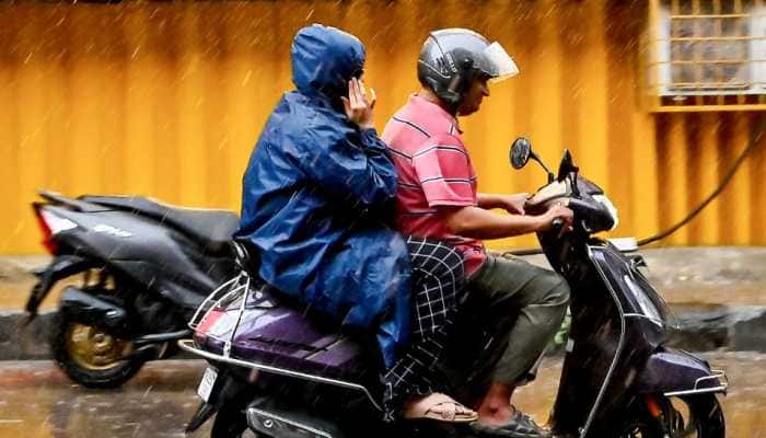 Bengaluru Under Yellow Alert: Week-Long Rain &amp; Thunderstorms Expected, Traffic Snarls Likely