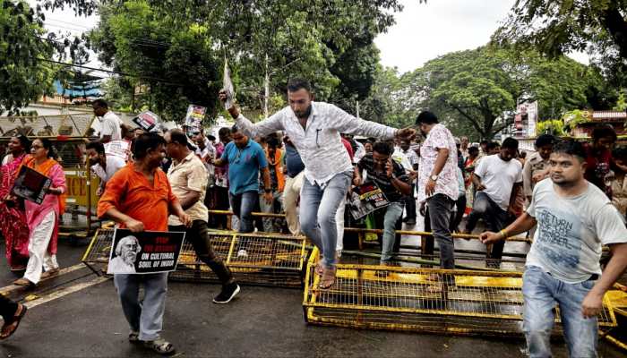 Bangladesh: 4 Killed In Gopalganj As NCP Rally Triggers Violent Clashes With Awami League supporters; Curfew Imposed