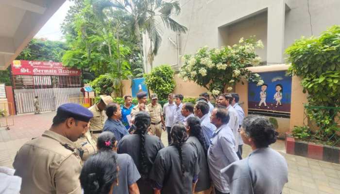 Karnataka: 40 Bengaluru Schools Receive Bomb Threat, Investigation Underway Karnataka: 40 Bengaluru Schools Receive Bomb Threat, Investigation Underway