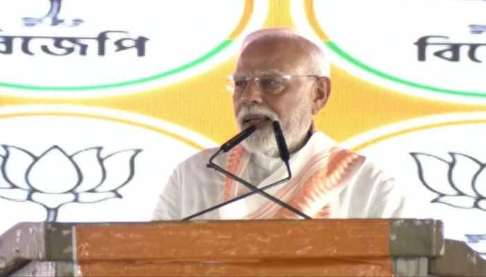 'TMC Jabe, Tabhi Ashol Poriborton Ashbe': PM Modi Attacks Mamata Banerjee's Govt In Durgapur
