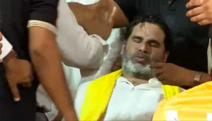 Bihar: Jan Suraaj's Prashant Kishor Injured During Arrah Roadshow, Suffers Rib Injury