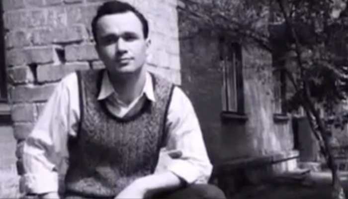 UFOs, 1950s Kyiv, And 2050 Skylines: The 'Time Traveler' Bizarre Mystery From 1932 Goes Viral UFOs, 1950s Kyiv, And 2050 Skylines: The 'Time Traveler' Bizarre Mystery From 1932 Goes Viral