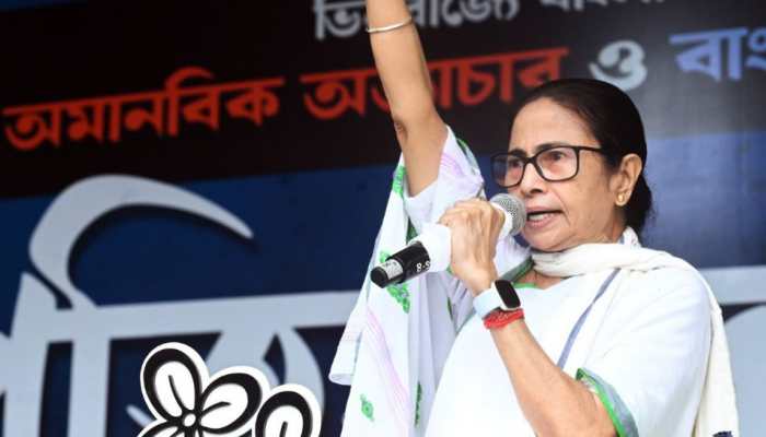 Mamata Targets BJP, Claims US President Controls Centre; Suvendu Reacts On TMC's Martyrs' Day rally Mamata Targets BJP, Claims US President Controls Centre; Suvendu Reacts On TMC's Martyrs' Day rally