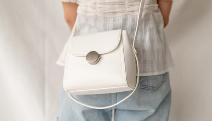 Effortless Chic: 4 Stunning Designer Crossbody Bags You’ll Love on Zalora Effortless Chic: 4 Stunning Designer Crossbody Bags You’ll Love on Zalora