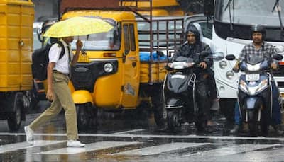 India Weather Today: Delhi On Rain Watch, Heavy Downpour Alerts Issued Across Multiple States; Mumbai On High Tide Warning