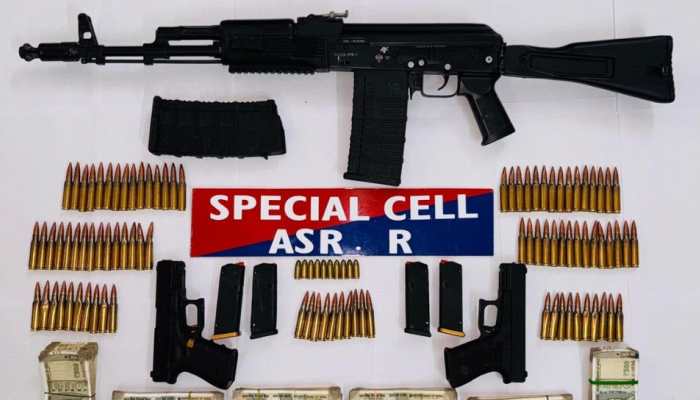Punjab Police Bust Pak-Backed Arms, Drug Smuggling Network; 5 Arrested Punjab Police Bust Pak-Backed Arms, Drug Smuggling Network; 5 Arrested