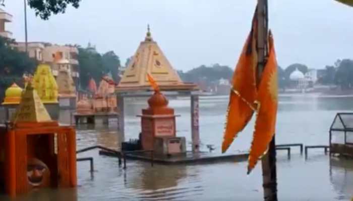 Temples Submerged At Ujjain’s Ram Ghat After Torrential Rainfall In Madhya Pradesh Temples Submerged At Ujjain’s Ram Ghat After Torrential Rainfall In Madhya Pradesh