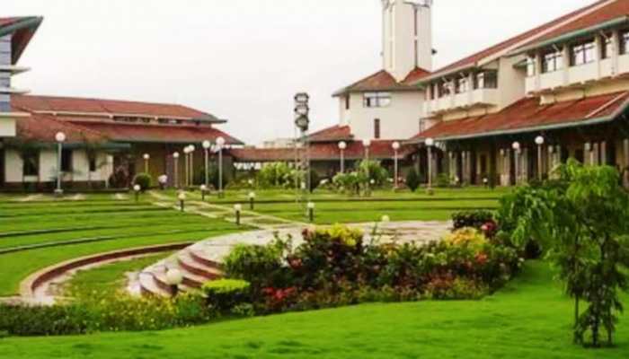 CAT 2025 Notification OUT At iimcat.ac.in- Important Dates, Steps to Apply, Other Details Here