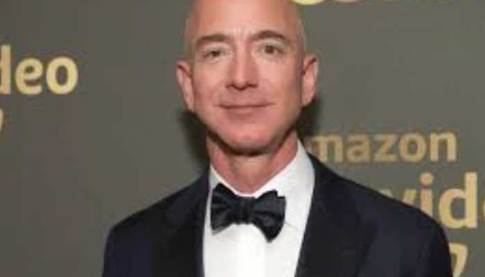 Jeff Bezos Offloads Share Worth $1.5 Billion In Amazon After Marriage, Plans To Sell More Shares Jeff Bezos Offloads Share Worth $1.5 Billion In Amazon After Marriage, Plans To Sell More Shares