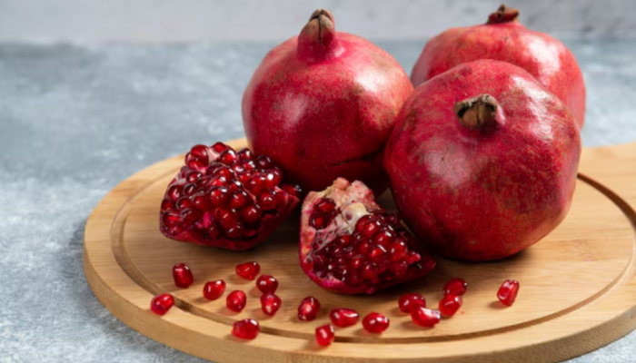 Why Eating Pomegranate Three Times A Week Can Boost Your Heart, Skin, Immunity, And Overall Health Why Eating Pomegranate Three Times A Week Can Boost Your Heart, Skin, Immunity, And Overall Health