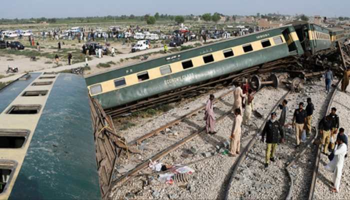 Islamabad Express Derails Near Kala Shah Kaku: 29 Injured In Pakistan Train Accident