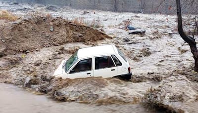 Himachal Pradeash Governor Visits Mandi, Assures Relief To Flash Flood
