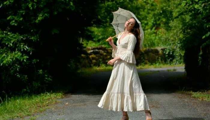  Women’s Maxi Dresses for Every Season and Style