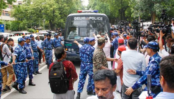 'No Permission To Protest': Police Halt INDIA Bloc MPs' March To EC, Detain Leaders