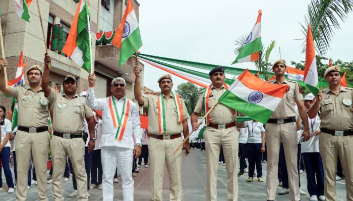 I-Day: Delhi Police Deploys AI Surveillance, 20,000 Personnel For Red Fort Celebrations; Security Stepped Up In Key Cities