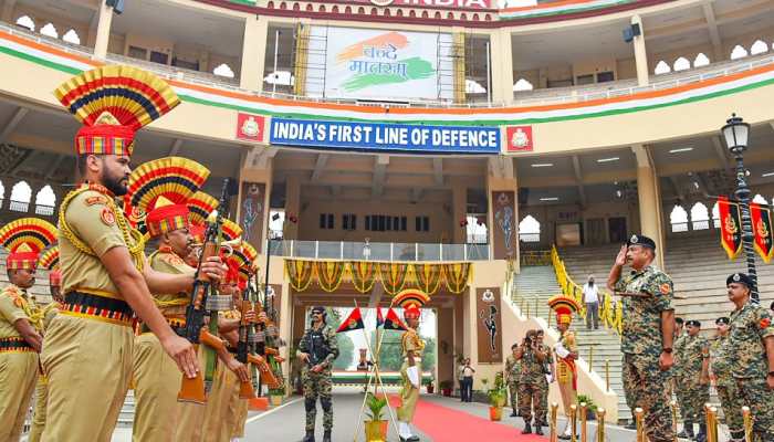 Independence Day 2025: Special Beating Retreat Ceremony At Attari-Wagah Border Draws Huge Crowd