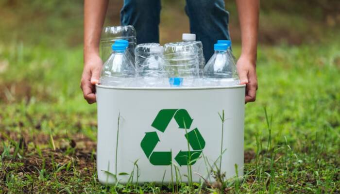 10 Genius Ways To Cut Plastic Waste At Home And Save Our Planet Faster