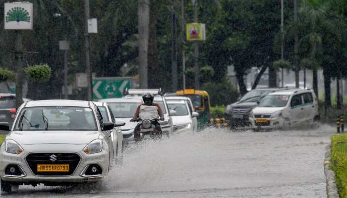 Weather Chaos Grips India: Delhi-NCR Hit By Dust Storm And Rain, Mumbai Endures Relentless Downpour | Latest Update