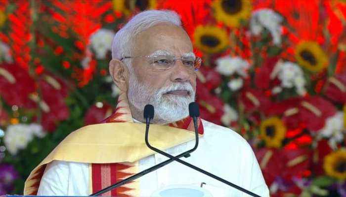 PM Modi Rallies Retailers To Go ‘Swadeshi’ With Bold Shopfront Boards As US Tariffs Loom