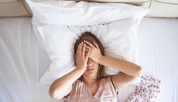 How To Remove Unnecessary Thoughts From Your Mind While Trying To Sleep At Night