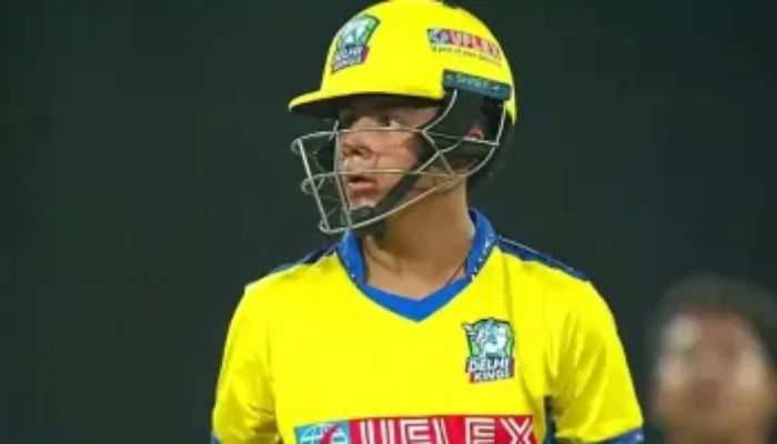 Aryavir Sehwag Smashes Navdeep Saini On DPL 2025 Debut: Virender Sehwag’s Son Shines With Fiery Boundaries - Watch