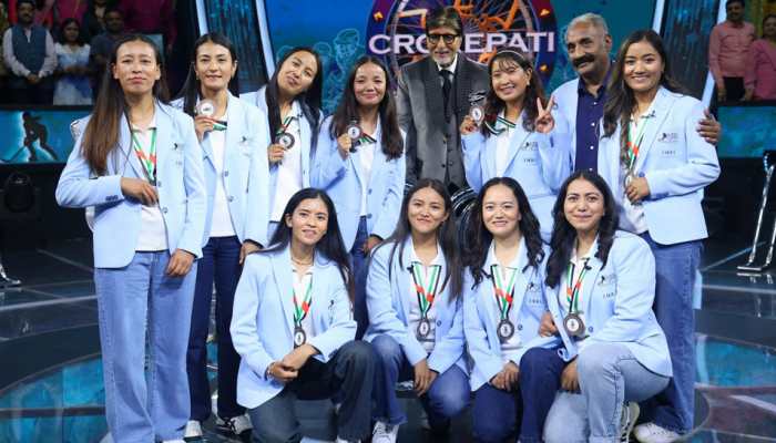KBC 17 National Sports Day Special Episode: Amitabh Bachchan Honours Indian Women’s Ice Hockey Team