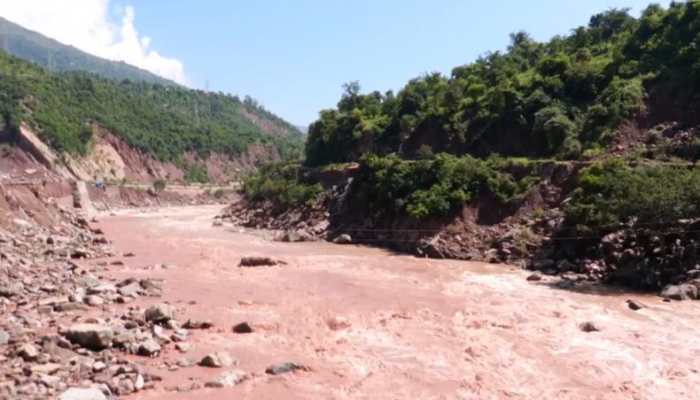 Jammu Kashmir: Rain, Landslides Disrupt Life; Schools Closed, NH-44 Remains Shut