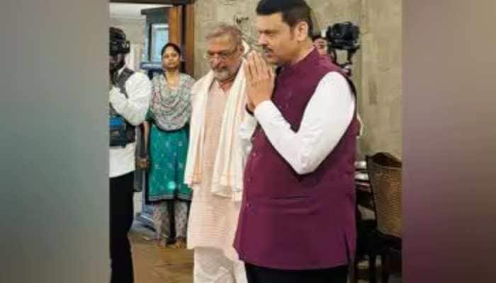 Maharashtra CM Devendra Fadnavis Visits Nana Patekar’s Home For Ganesh Darshan