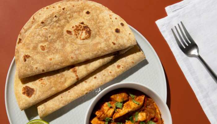Three Rotis In A Plate - Is It Inauspicious? Astrologer Says...