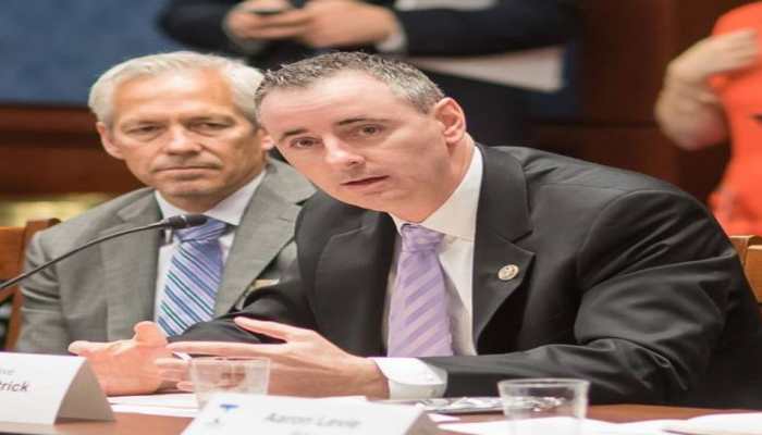 US Lawmaker Claims India Readies To Cut Russian Oil Imports As A Result Of ‘Persistent’ U.S. Tariff Pressure