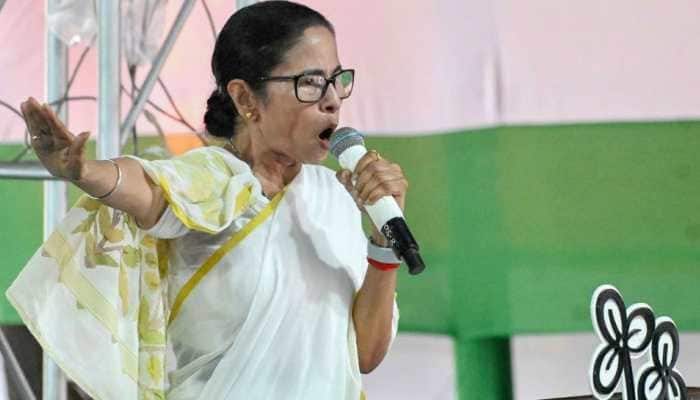 Mamata Banerjee Accuses BJP Of 'Colonial Mindset,' Calls It Party Of 'Vote Chor'