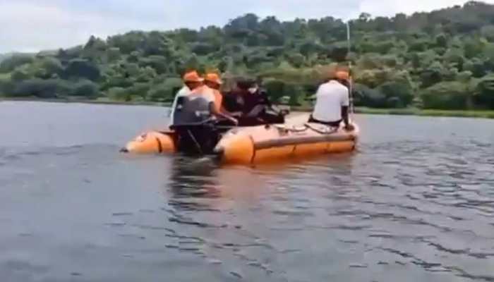 Jammu And Kashmir Floods: Rain Stops But Jhelum Above Danger Mark Submerges Dozens Of Areas In Srinagar