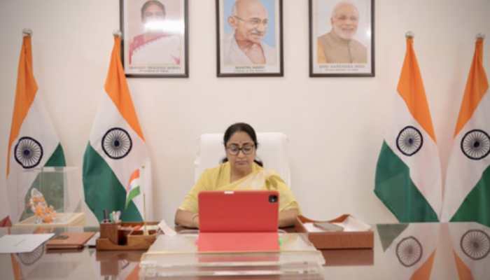 CM Rekha Gupta Reviews Delhi Flood Situation; Donates Rs 5 Crore For Relief In Punjab