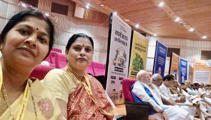 PM Modi Sits In Last Row Among BJP MPs During Party Workshop