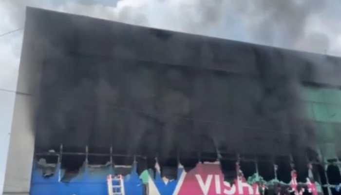 Vishal Mega Mart, Ambala Catches Fire: Rescue Operations Underway