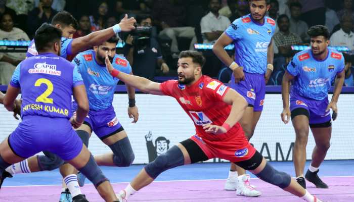 Ashu Malik Helps Dabang Delhi Beat Bengal Warriorz 45-34, Remain Undefeated In PKL 12