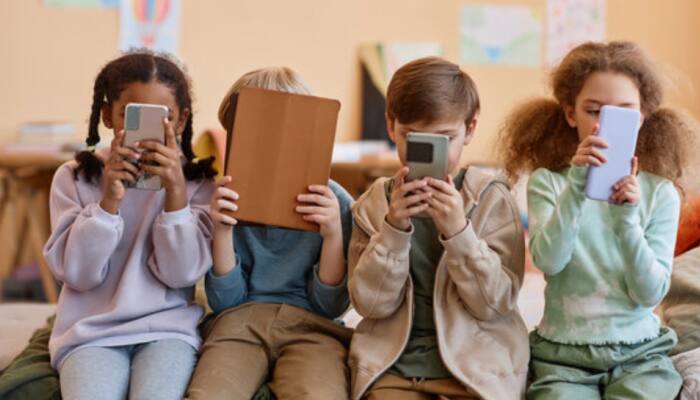 How Excessive Screen Time From Smartphones Is Affecting Kids’ Mental Health And Anxiety Levels