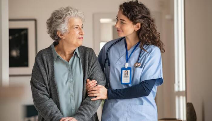 What Dementia Means For Older Adults: Expert Insights On Causes, Early Warning Signs, And How Families Can Manage Care