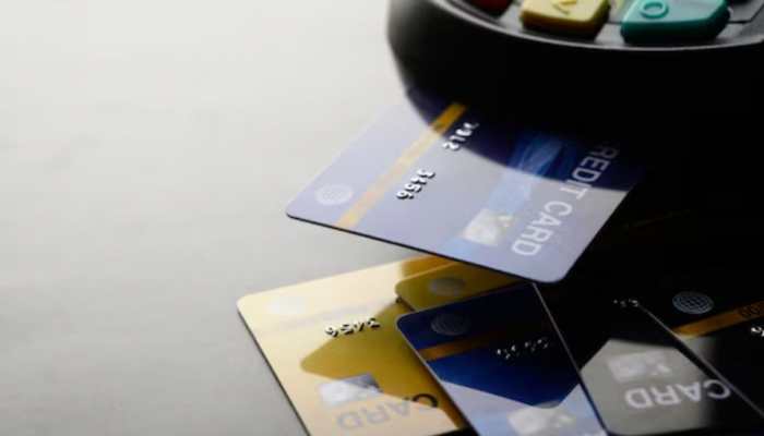 Is It Possible To Get Credit Card Without A Bank Account? Know Here
