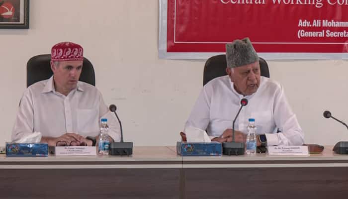 It’s Walk On Edge Of Sword To Run Government In Jammu Kashmir: Farooq Abdullah 