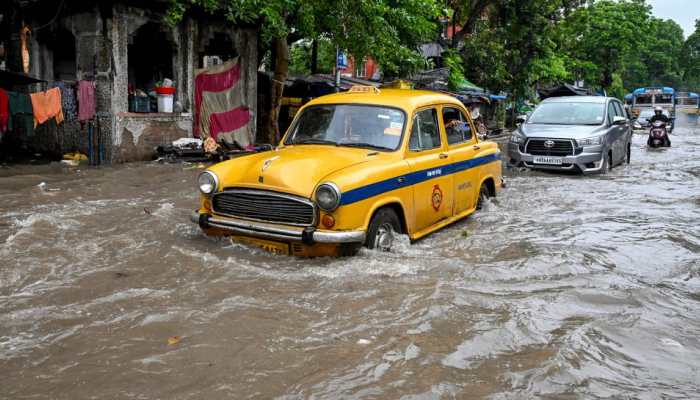 Will Rain Mar Durga Puja In Kolkata? Heavy Rains Leave City Waterlogged - Check Next Week's Forecast