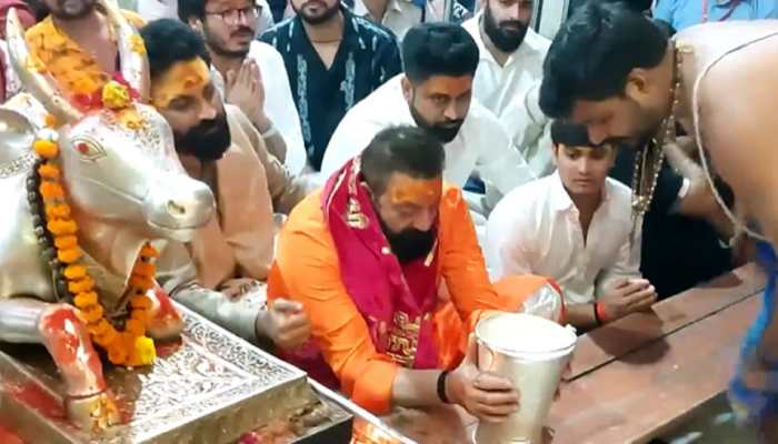 Sanjay Dutt Attends Bhasm Aarti In Mahakaleshwar Temple In Ujjain, Offers Prayers