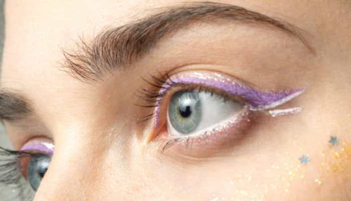 Top Bold and Glittery Eyeliners for Stunning Eye Looks in 2025