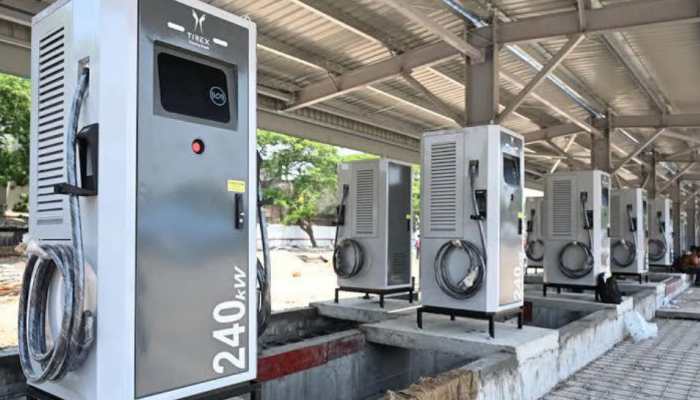 PM E-DRIVE: Centre Rolls Out Rs 2,000 Crore Subsidy Scheme For EV Charging Stations