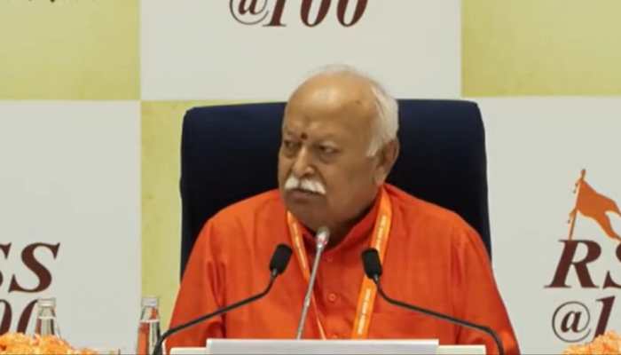RSS Chief Mohan Bhagwat Slams US Tariffs, Backs Modi’s Call For Swadeshi Push