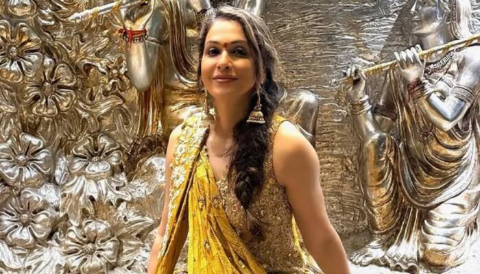 Durga Puja 2025: Isha Koppikar On Dussehra: 'I Want My Daughter To Grow Up...'
