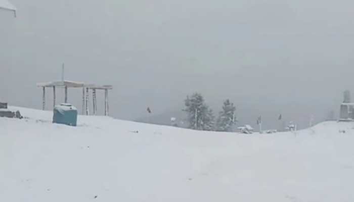 Jammu-Kashmir Weather Alert: Razdan Top Receives Snowfall, Rain Lashes Srinagar; IMD Forecasts... 