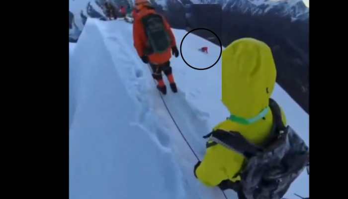 Video: Hiker Falls To Death After Untying Safety Rope For Selfie In China