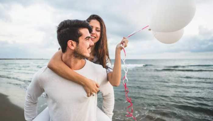 Mini-Moons Before Marriage: Why Gen Z Couples Travel Early In Relationships